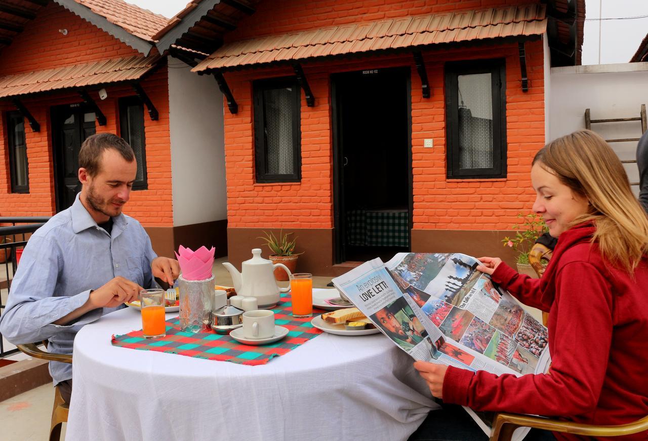 Bravo Hotel Kathmandu Buitenkant foto