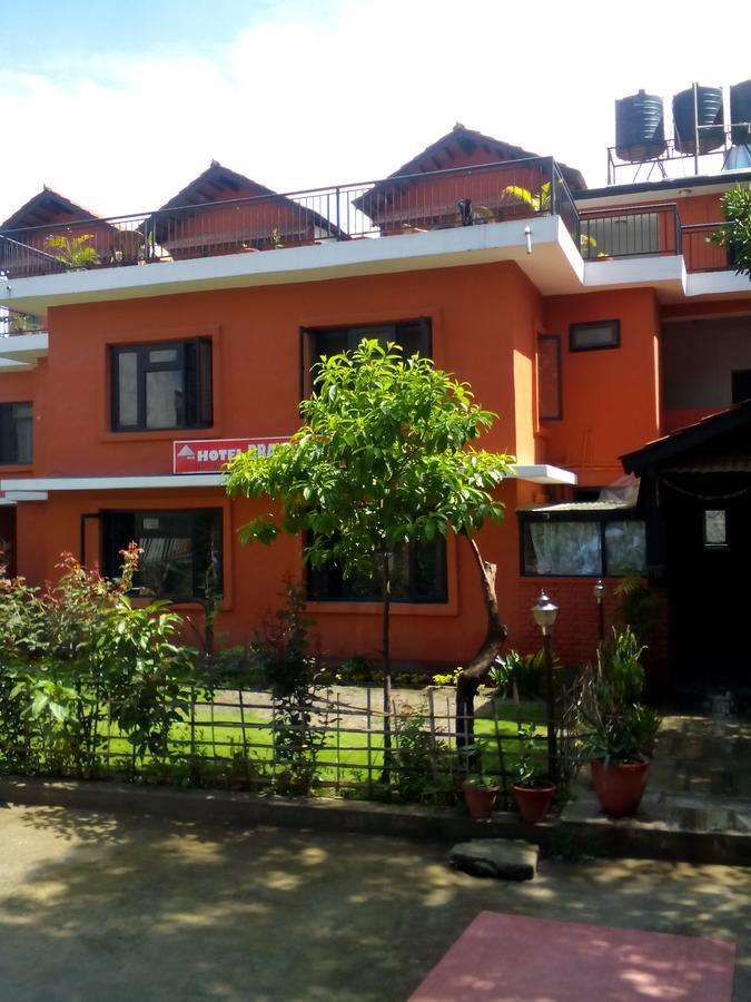 Bravo Hotel Kathmandu Buitenkant foto