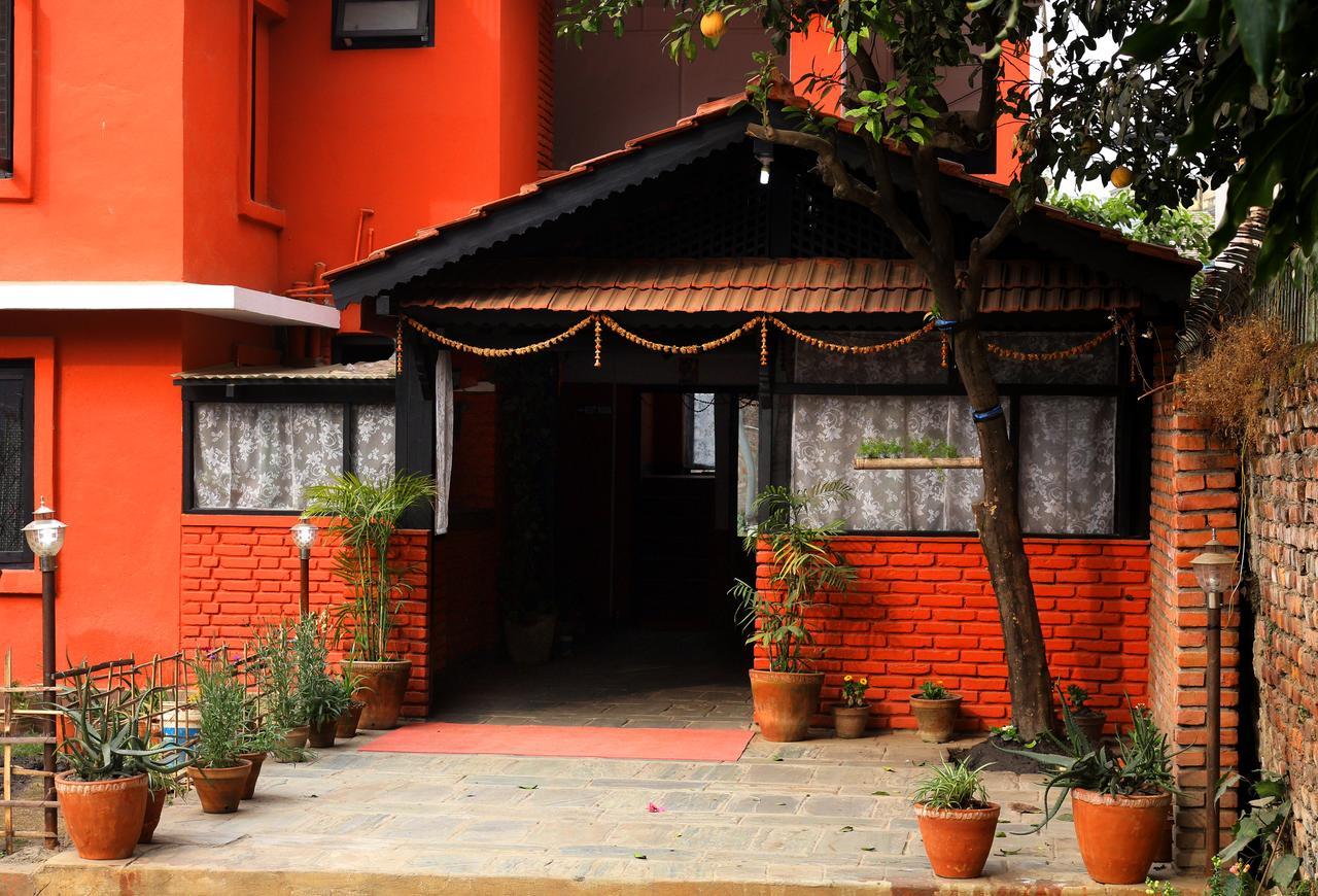 Bravo Hotel Kathmandu Buitenkant foto